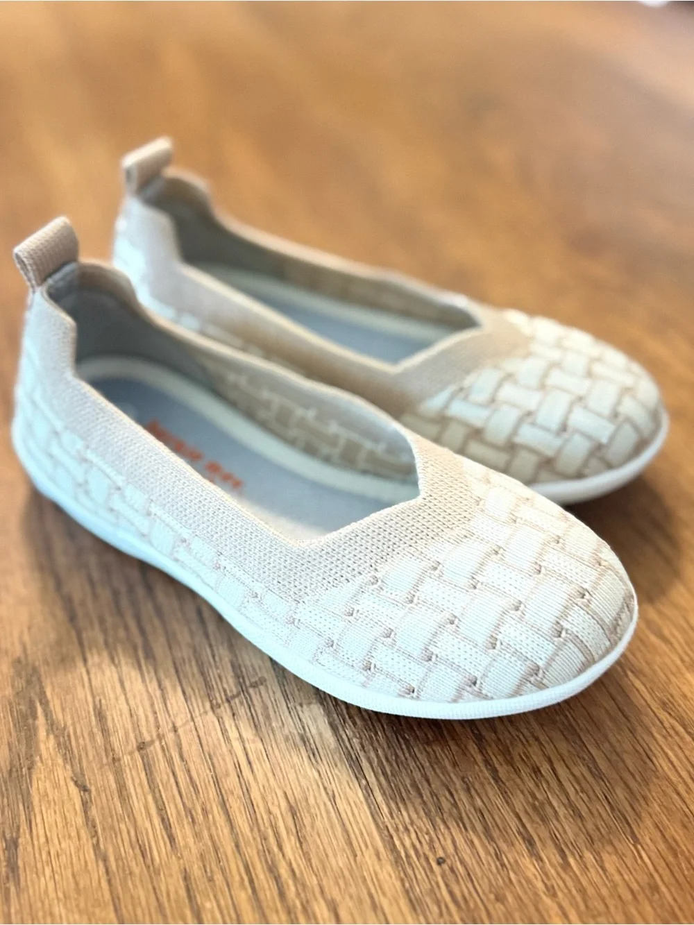 bernie mev. Girls' Woven Slip-On Shoes in Beige size 28/11 NWOT